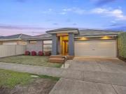 212 Kossuth St, Sebastopol VIC 3356 House For Lease