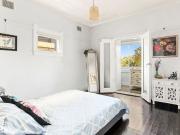 2/13 Wallis Parade, North Bondi, NSW 2026
