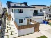 2151 S West View St, Los Angeles, CA 90016