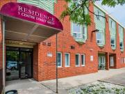 215 1 Centre Street W, Richmond Hill | For Rent @ $2,580...