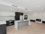 2/169 Banksia Street, Ivanhoe VIC 3079