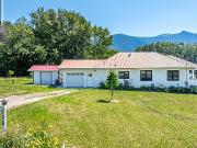 216 27th Avenue Creston, British Columbia