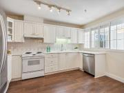 216 5 HAMPTON PLACE, Vancouver, BC V6T 2G8 Condo For...