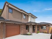 2/16 Clarendon Avenue, Oakleigh South