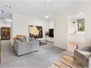 2/16 Soldiers Avenue, Freshwater Apartment for rent...