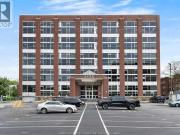 2175 WYANDOTTE STREET East Unit# 102