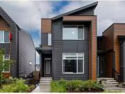 217 Seton Circle Se, Calgary, AB, T2M 2W2 house for sale Li.