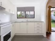 2/17 Shillito Street, Southport QLD 4215 Duplex For Rent