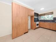 2/187 Grange Road, Glen Huntly