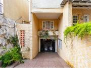 218 Área Útil Sobrado Alugar, 3 Dormitórios localizado...