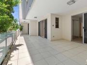 2/18 Barramul Street, Bulimba, QLD 4171