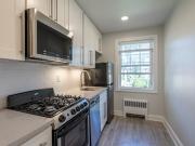 218 Millburn Avenue Apartments One Bedroom Dining Area