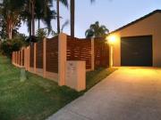 2/198 Whiting Street, Labrador, QLD 4215