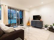 219 2190 W 7th Avenue Vancouver, British Columbia