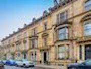 2/1, 20 Belhaven Terrace West, Glasgow, G12 0UL