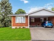 2+1 Beds 2 Baths Beautiful Open Concept Layout Only $559,900