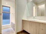 2/1 Klar Avenue, Darlington SA 5047