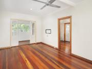 21 Liverpool Street, Eight Mile Plains, QLD 4113 House...