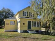 2208 S 1st St, Norfolk, NE 68701