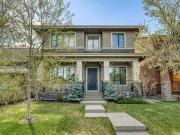 2209 25A Street SW Calgary AB T3E 1Y8 For Sale