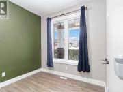 220 Beaverlodge Close, Fort McMurray, AB T9H2V5 House...