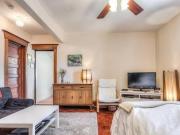 220 Keele St Toronto ON M6P 2K2 Studio Apartment for...