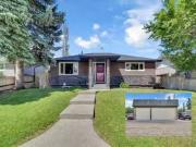 2211 45 Street Se, Calgary, AB, T2B 1K1 house for sale List.