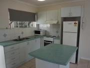 2/215 Mcleod Street, Cairns North, QLD 4870