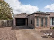 2/219 Gap Road, Sunbury
