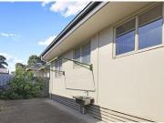 221 Collins Street, Thornbury VIC 3071 House For Rent |...