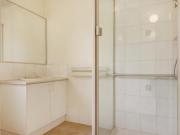 2/21 Lindsay Street