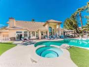 2220 Diamond Bar Dr