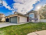 222 Diamond Court Se, Calgary, AB, T2C 7C7 house for...