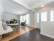 222 Stevenson St N Upper 3 Bedroom Apartment for Rent at...