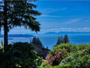 2233 Palmerston Avenue, West Vancouver, BC, V7V 2V9...