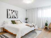 2240sqft Executive Home in Bridgeland 3 minutes from...