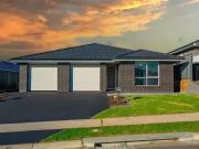 2/24 Bangalay Street, Heddon Greta, NSW 2321