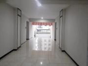 2250 Ft² Flat for Rent