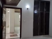 2250 Ft² Flat for Rent