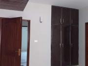 2250 Ft² Flat for Rent