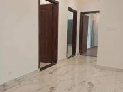 2250 Ft² Flat for Sale