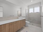 2/26 Cook Street, Yeronga QLD 4104