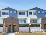 2/27 29 Baan Baan Street, Dapto, NSW 2530