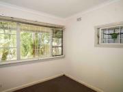 2/27 Royston Parade, Asquith, NSW 2077