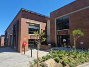 229sqm 680sqm commercial unit to l.