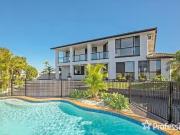 22 Folkstone Place, Runaway Bay QLD 4216 House For Rent