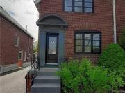 22 Glenbrae Avenue 30003 Toronto ON M4G 3R5 2 Bedroom...