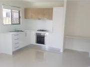 2/2 Honeybee Lane, Burnside, QLD 4560