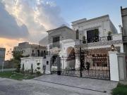22 Marla Brand New Corner House For Sale In ROYAL...