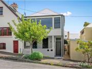 2/2 Ordnance Street, The Hill Apartment for rent Listed...